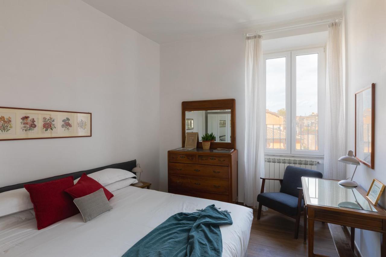 Amazing Penthouse With Terrace And Rooftop In Trastevere Roma Exterior foto