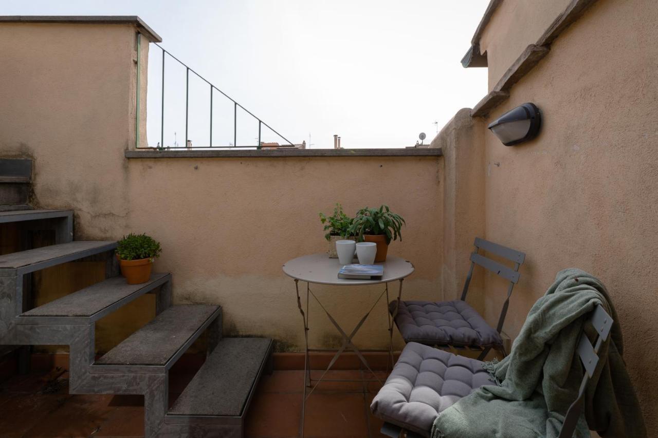 Amazing Penthouse With Terrace And Rooftop In Trastevere Roma Exterior foto