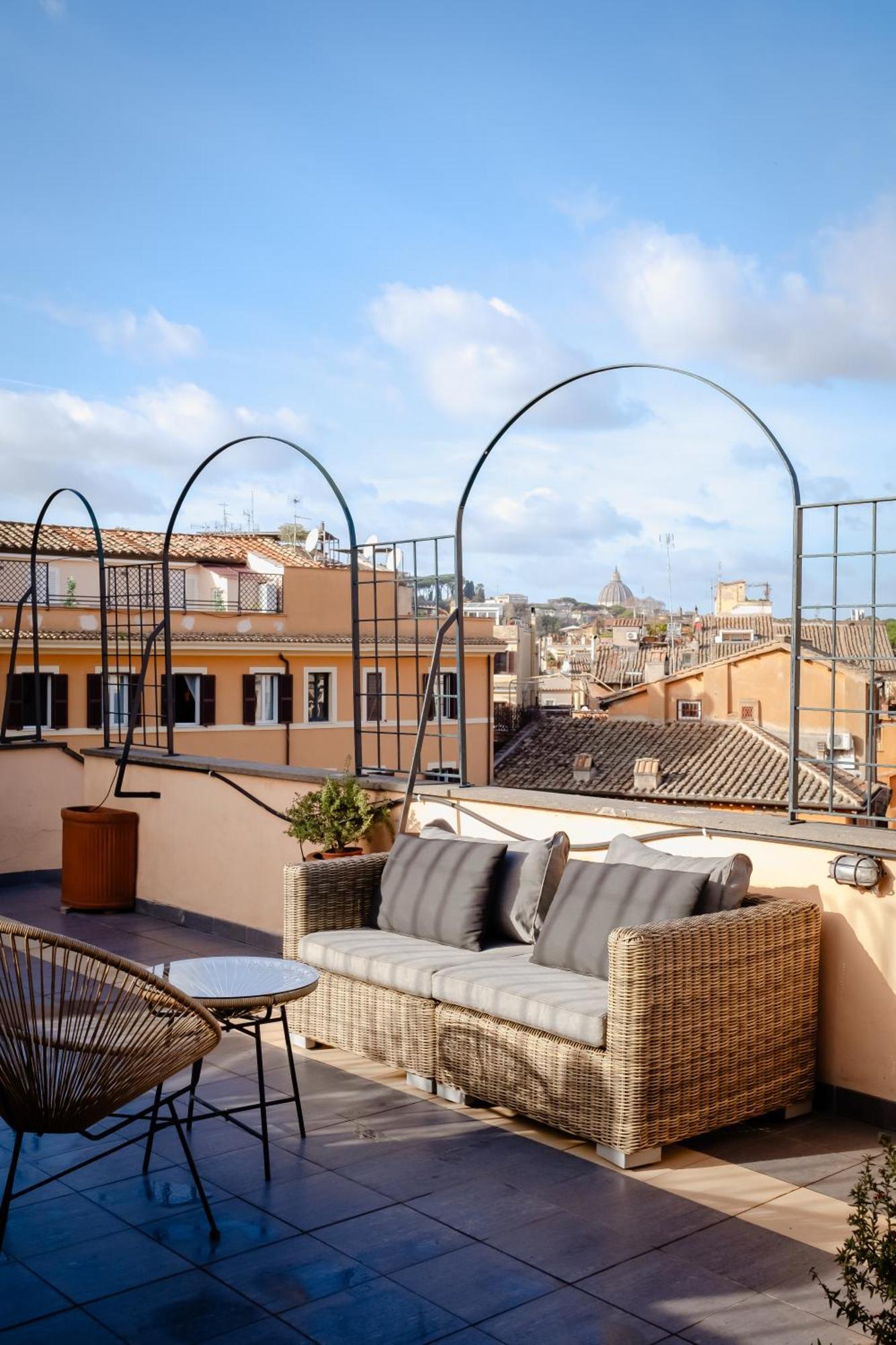 Amazing Penthouse With Terrace And Rooftop In Trastevere Roma Exterior foto